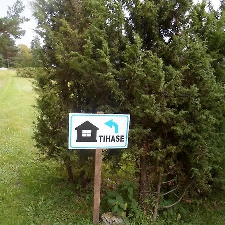 Tihase Puhkemajake