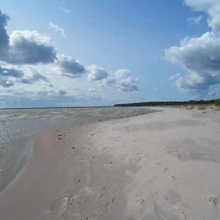 Tihase Puhkemajake ロッジ