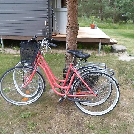 Tihase Puhkemajake ロッジ パルヌ