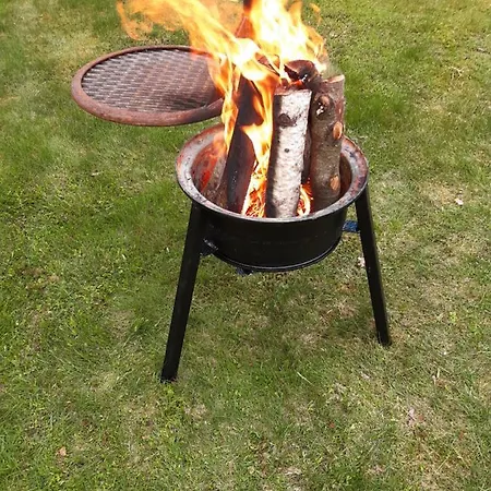 Lodge Tihase Puhkemajake Parnu