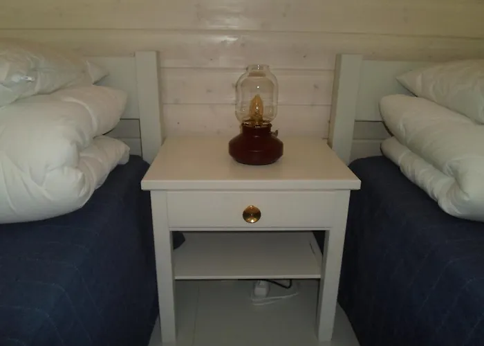 Tihase Puhkemajake *